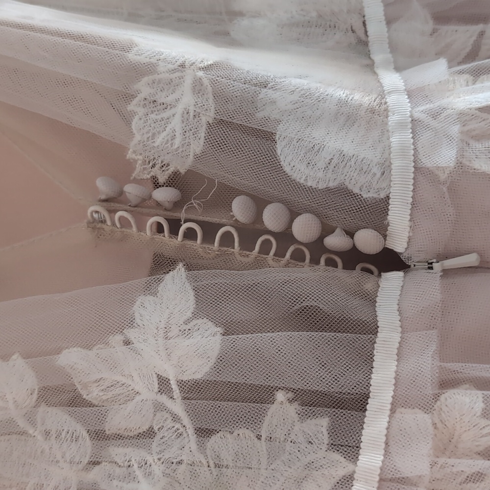 BHLDN wedding dress - Picture 7 of 9